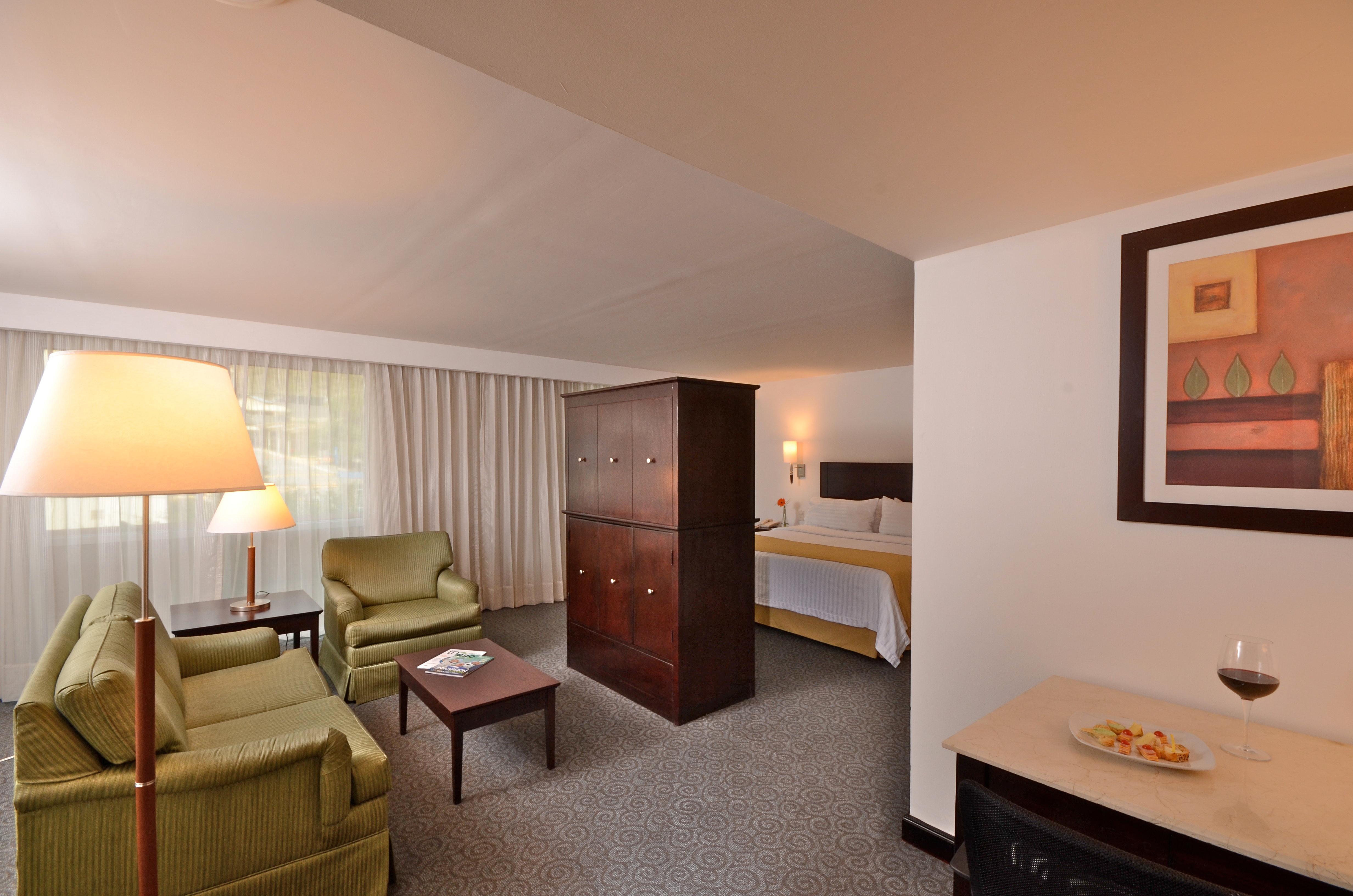 Holiday Inn Monterrey Valle By Ihg San Pedro Garza Garcia Exterior photo