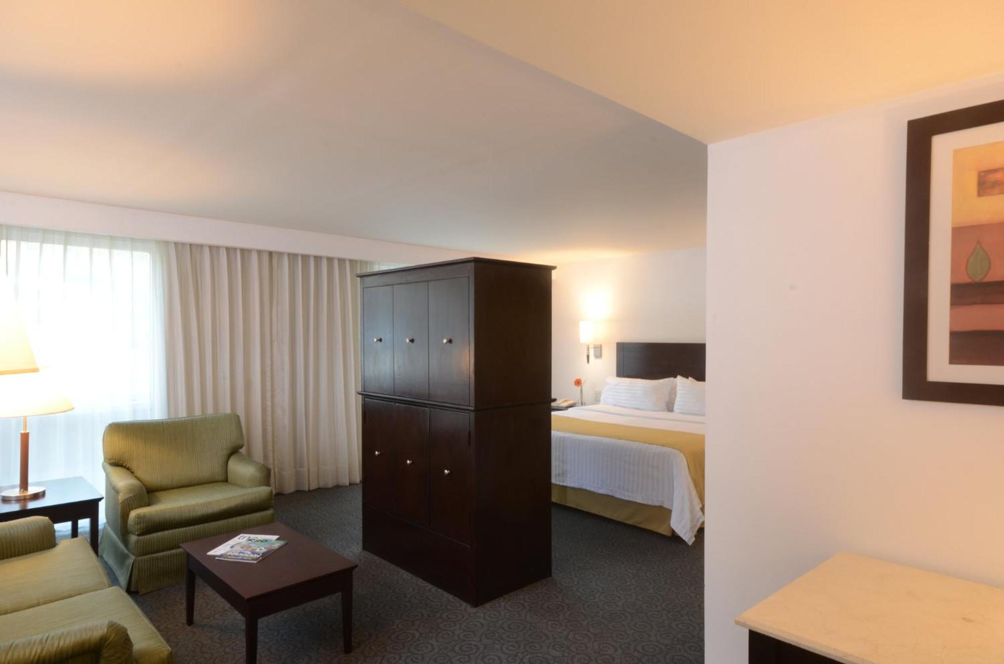 Holiday Inn Monterrey Valle By Ihg San Pedro Garza Garcia Exterior photo